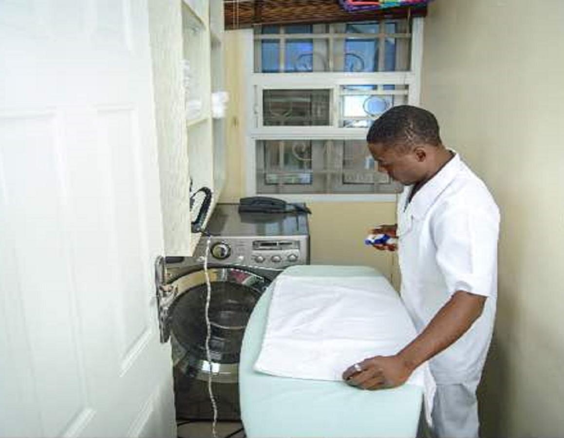 215 West Apartment Abuja Eksteriør bilde